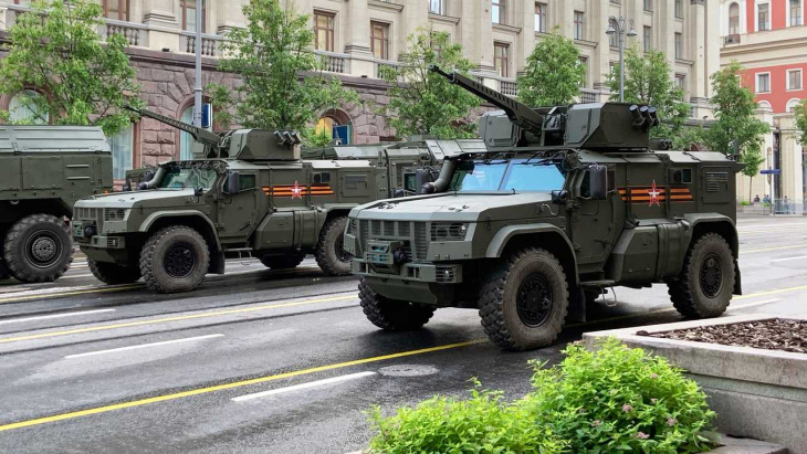 16 interessante militärfahrzeuge von russlands siegesparade 2020