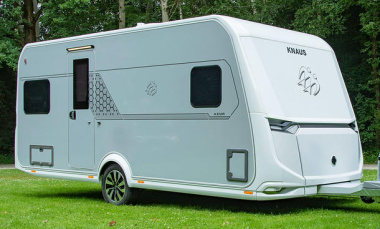 Knaus Azur 500 FU (2022): Preis                               Wohnwagen-Revolution von Knaus