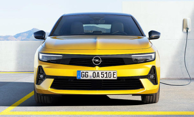 Opel Astra (2021): Innenraum/Preis/Motoren                               Der Opel Astra im Crashtest