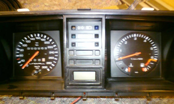 tuning, news, achtzylinder-motor, vw bus, vw t3 caravelle coach mit v8-motor: tuning                   1000-ps-bulli mit chevy-herz