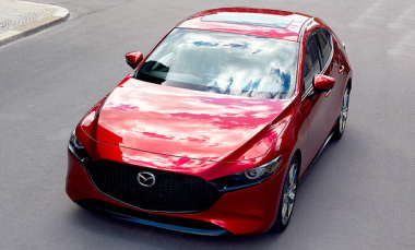 Mazda3 (2019): Innenraum/Preis/Hybrid                               Upgrade für den selbstzündenden Benziner im Mazda3