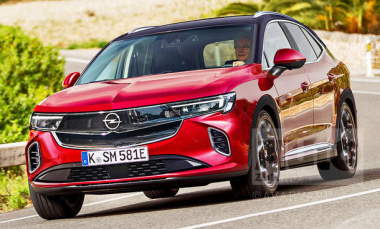 Opel Monza-e (2024): SUV, Preis & Reichweite                   Kehrt der Opel Monza zurück?