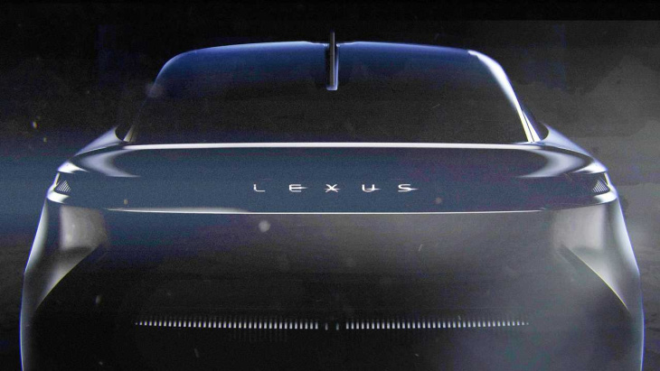 lexus zeigt heck eines neuen modells: ist es das elektro-suv?