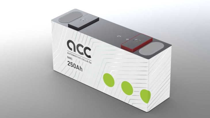 mercedes tritt in das batteriezellen-joint-venture acc ein