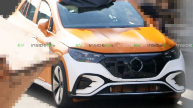 Mercedes EQE SUV: Erste Erlkönigbilder ohne Tarnung