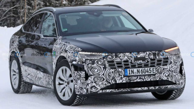Audi e-tron Sportback als Erlkönig erwischt: Chrom zum Facelift?