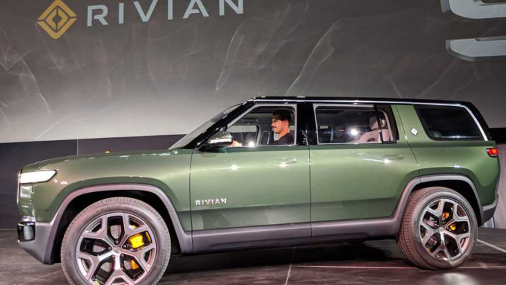 amazon, rivian will 2021 drei neue autos bringen und an die börse gehen