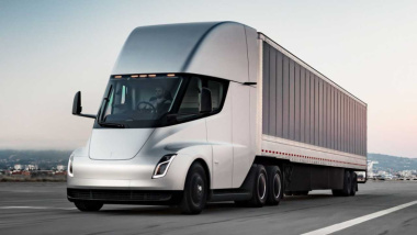 Tesla Semi: Elektro-Laster soll nun doch schon 2022 starten