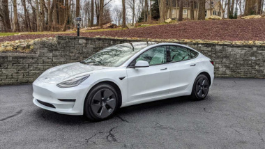 Beliebteste E-Autos: Tesla Model 3 immer deutlicher auf Platz 1