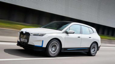 BMW iX (2021): Erste Mitfahrt im neuen Elektro-SUV