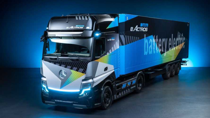 iaa transportation 2022: daimler truck enthüllt eactros longhaul