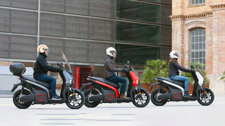 seat mó escooter 125: elektroroller nun ab 6.700 euro erhältlich