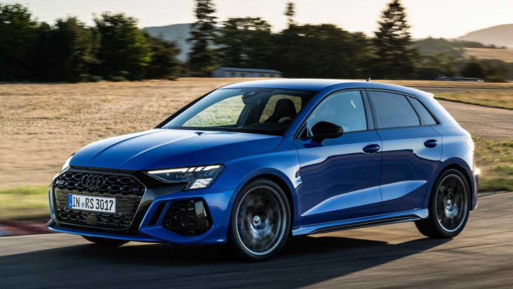 audi rs 3 performance edition: 407 ps und tempo 300