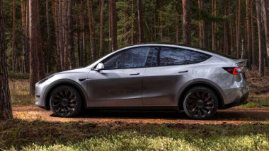 Tesla Model Y: Neue Farben Quicksilver und Midnight Cherry Red