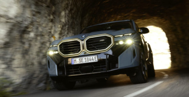 BMW XM feiert Premiere: Preise und Verkaufsstart