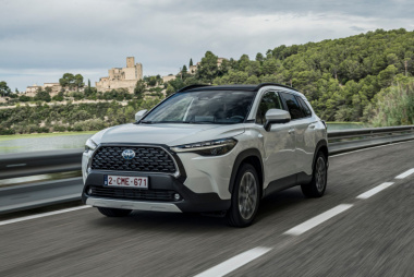 Toyota macht den Corolla als Cross zum SUV