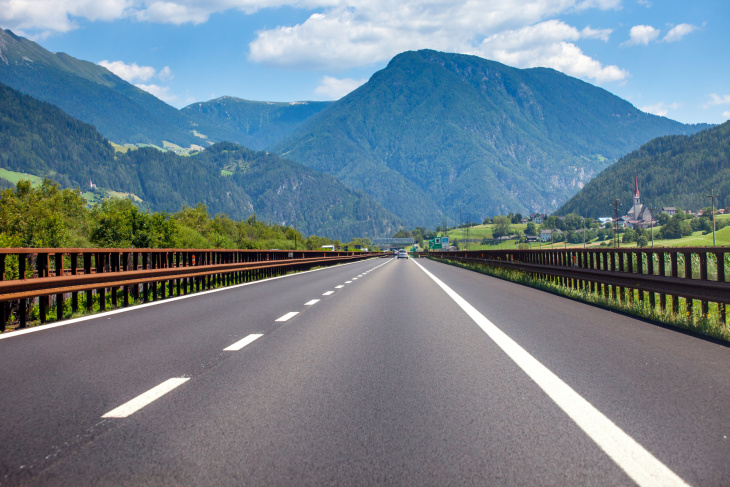 die erste nachhaltige autobahn in europa