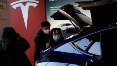 Tesla muss 80.000 Autos in China in Werkstätten zurückrufen