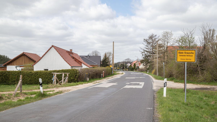 sparsames straßenlicht für neißedorf