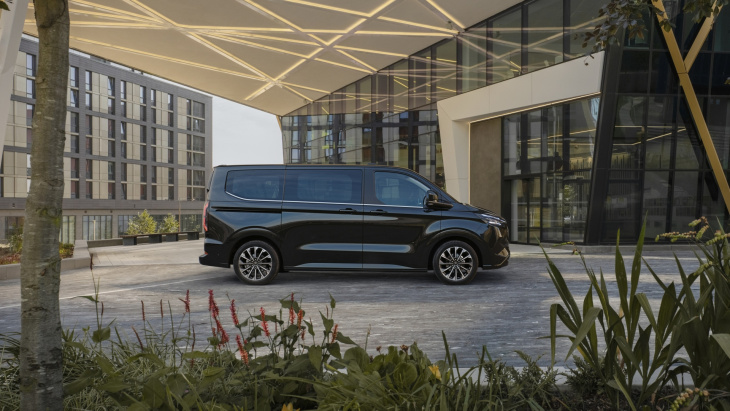 ford e-tourneo custom der people mover 100% elektrisch