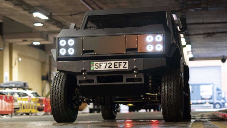 android, munro mk_1 (2023): eckiger elektro-geländewagen