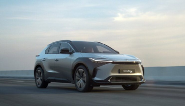 Tesla und BYD im Blick: Toyota will offenbar ehrgeizigere Elektroauto-Strategie vorstellen