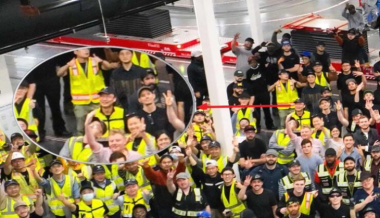 Gruppenbild mit Chef aus China: Tesla meldet 3000 Model Y pro Woche in Gigafactory Texas