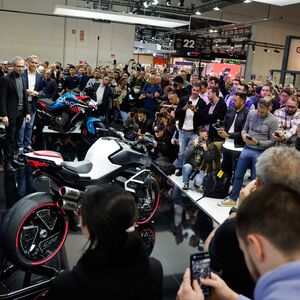 motorradmessen und veranstaltungen 2023: imot im februar 2023 in münchen