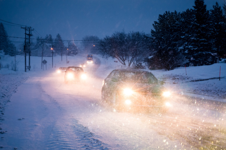 sicher unterwegs zu weihnachten: tipps für den winterverkehr