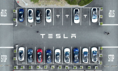 Nicht nur die Aktie fällt: Darum muss Tesla seine Autos mit großen Rabatten verkaufen