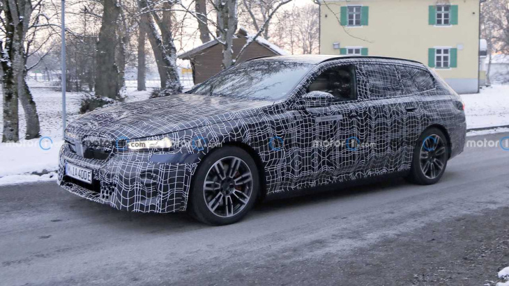 bmw i5 wird im sommer 2023 gezeigt, im herbst startet der ix2