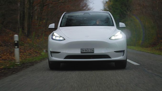 tesla model y performance