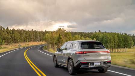 mercedes eqs suv im test: ein luxusstromer für familien