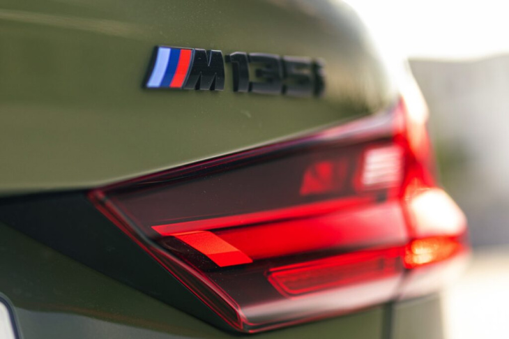 m performance tuning zur ems: bmw m135i f40 in urban green