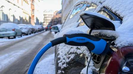 e-auto in sommer und winter: wie wirken sich die temperaturen auf die reichweite aus?