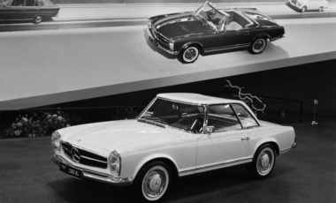 Mercedes 230 SL: Nicht nur bei Fimstars beliebt