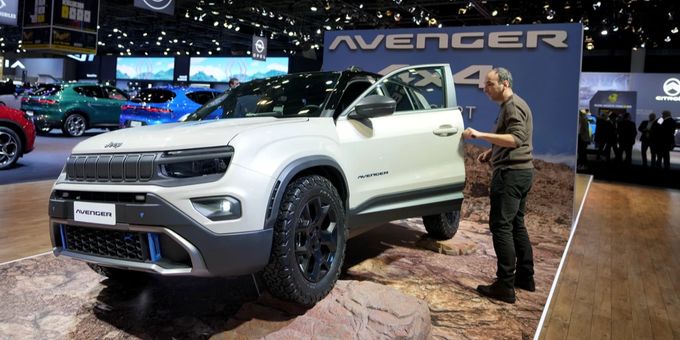 car of the year 2023: jeep avenger ist europas auto des jahres