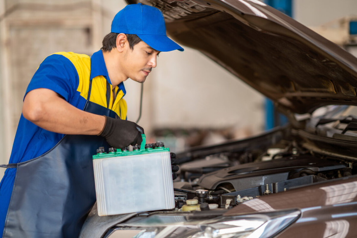 autobatterie entsorgen: geld zurück mit diesem einfachen tipp!