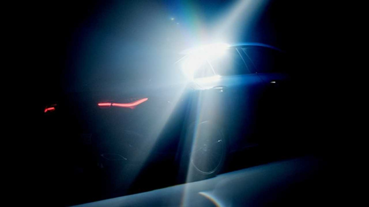 mercedes-benz cla (2024) zeigt sich auf erstem facelift-teaser