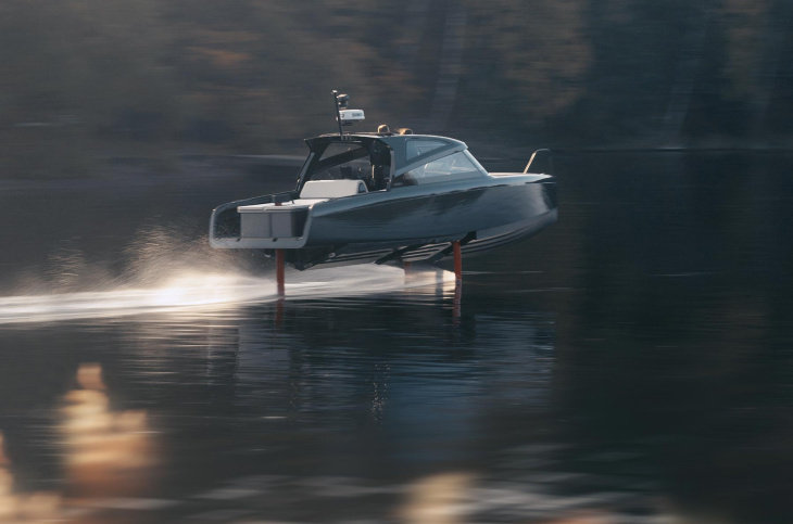 mittwoch magazin: chinastromer ora lightning cat. numbat – schnellladen im allgäu. „lassen sie den polestar zu wasser!“ nio baut pss-netzwerk weiter aus.