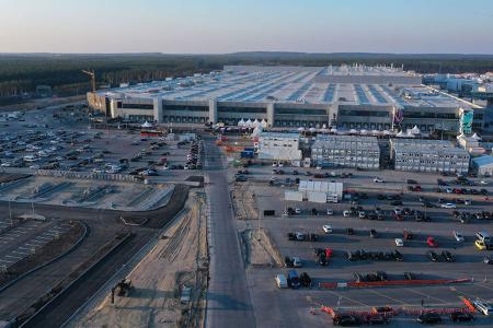 tesla gigafactory berlin: grünheide soll mehr autos bauen