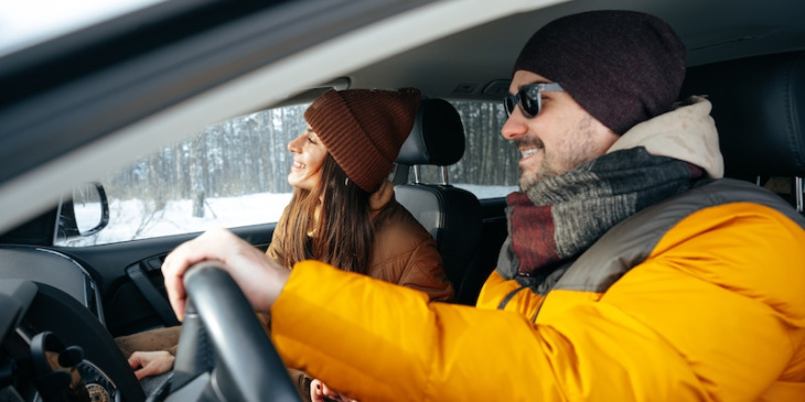 häufiger fehler - bei schnee und eis sollten sie das autoradio besser abschalten