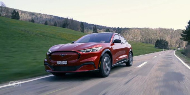 Ford Mustang Mach-E: Autohersteller senkt Preise wegen Tesla