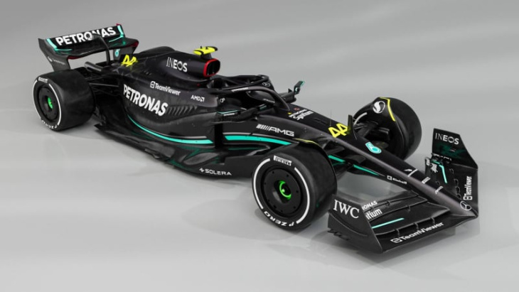 neue farbe: mercedes präsentiert auto für saison 2023