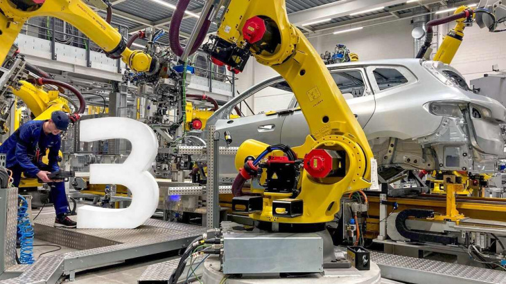 bmw leipzig hat sein 3.333.333stes fahrzeug produziert