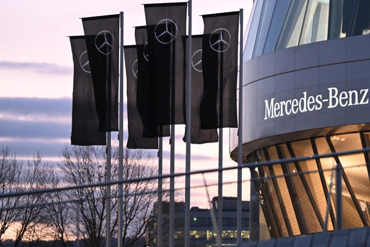 neue software: mercedes kooperiert mit google beim navigationssystem