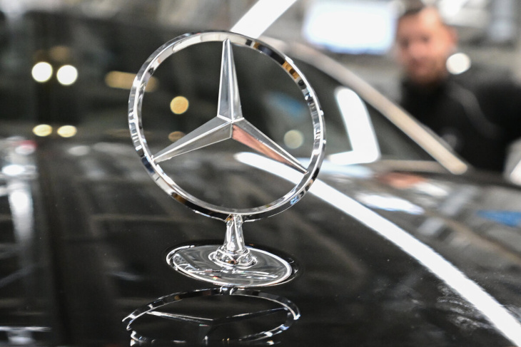 neue software: mercedes kooperiert mit google beim navigationssystem