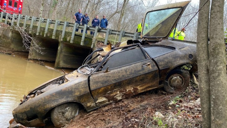 im jahr 1976 verschwand ein student und das gefundene auto löste ein jahrelanges mysterium