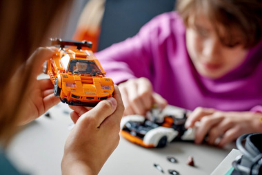 Lego McLaren F1: Supersportler mit BMW-V12 endlich bezahlbar!