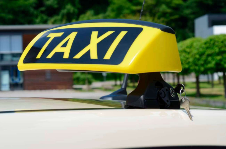 taxi heute-newsletter zeigt: neue taxis sind sehr gefragt